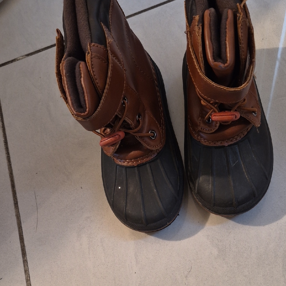 3M Thinsulate Brown and Black Kids Winter Boots